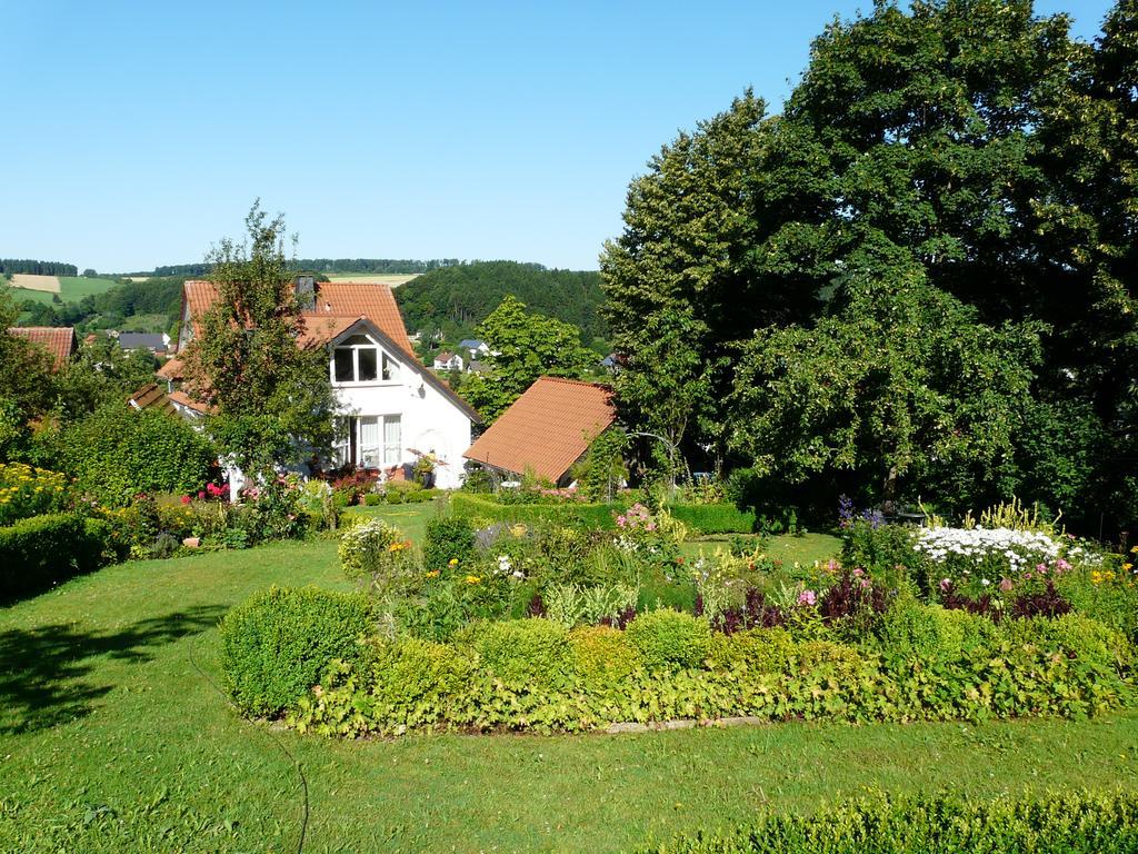Haus Mit Aussicht Apartment Horn-Bad Meinberg Bagian luar foto